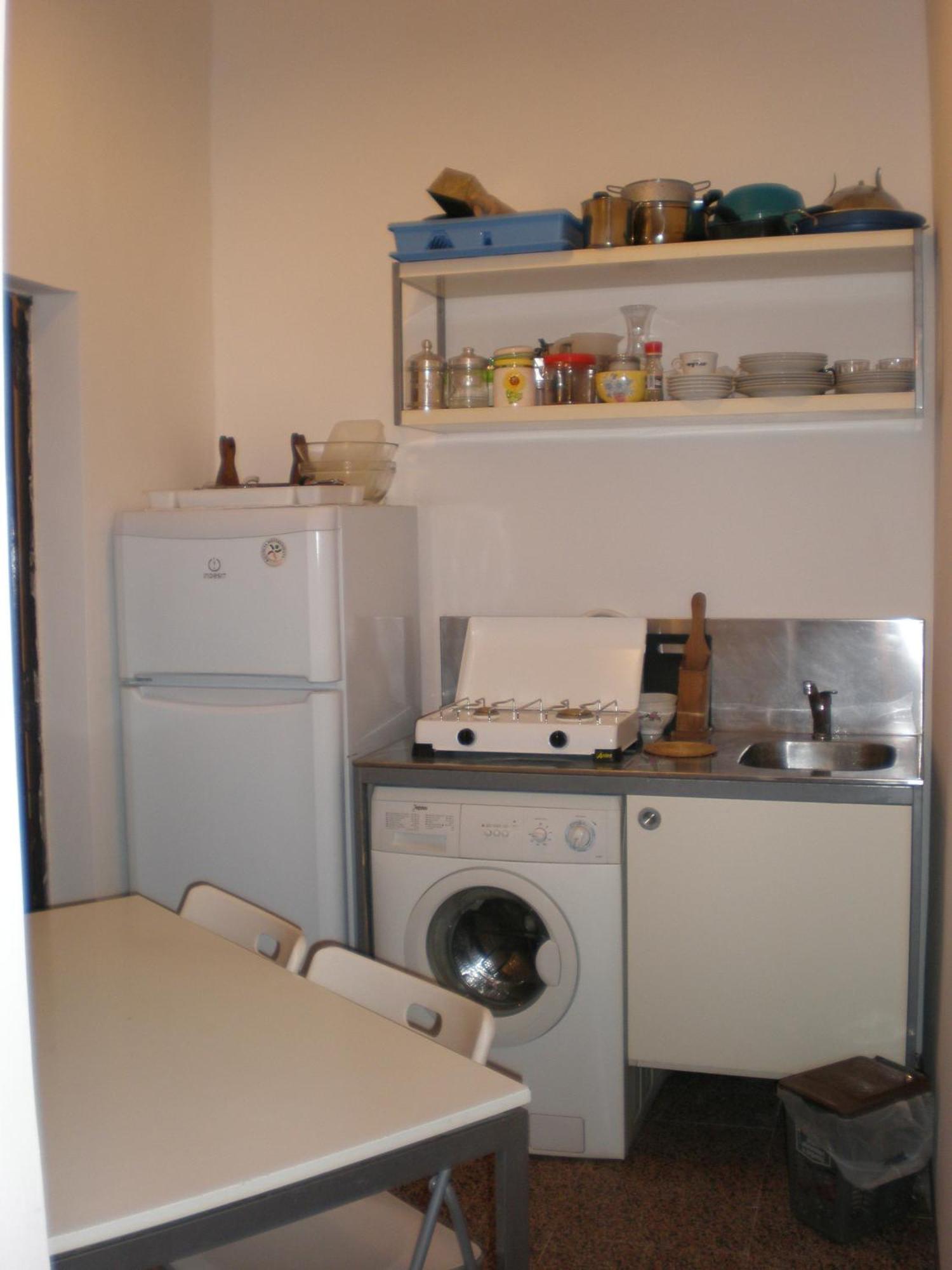 Very Two Bedroom * Rom